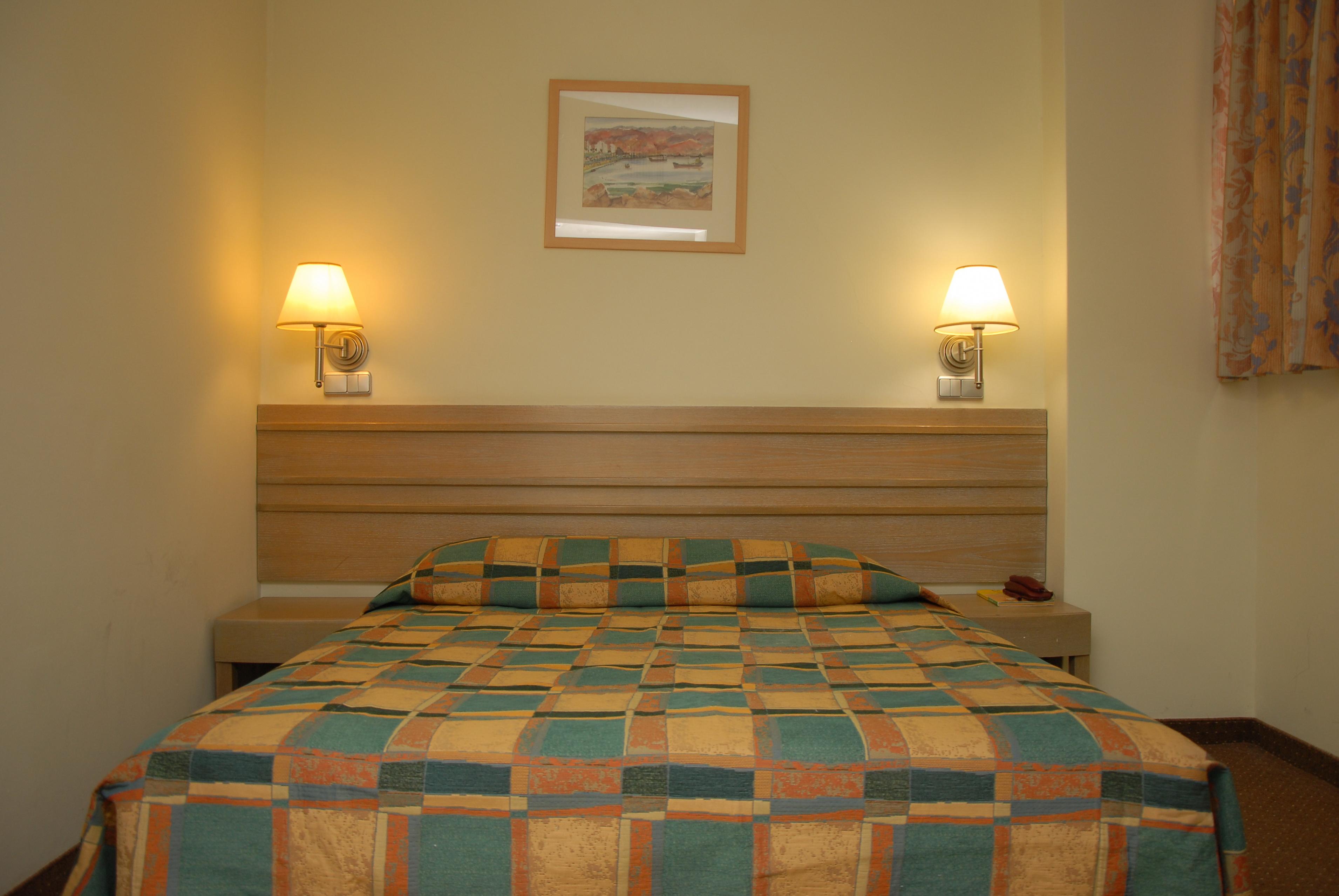 Adi Hotel Ейлат Екстериор снимка